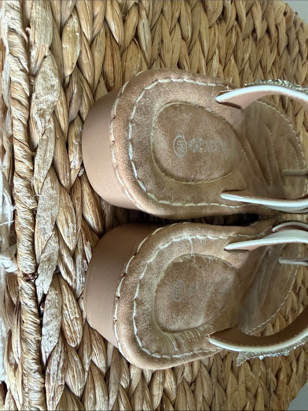 Patrizia White Jeweled Floral Toe-Post Sandals Size 38 EU / 8 - Picture 4 of 5